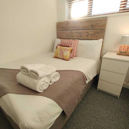 2 Ensuites, Garden, Smart Tv'S In All Rooms! Swansea Exterior photo